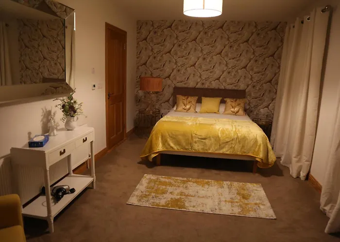 Ballydonnellan * Westport